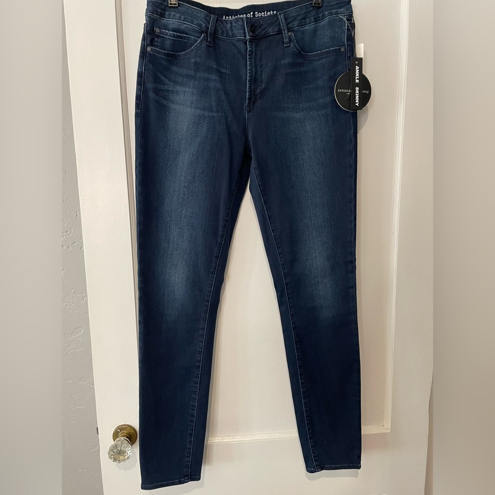 NWT Articles of Society Skinny Jean